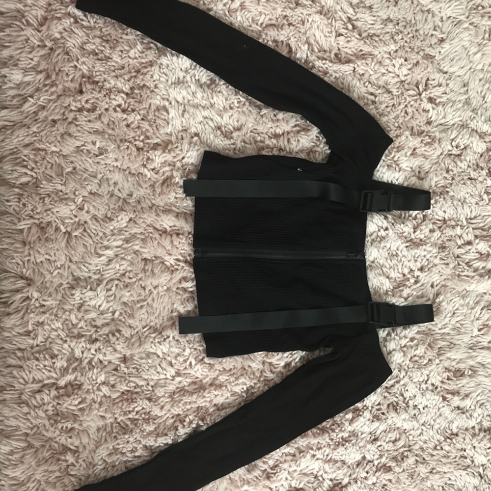 Off the shoulders black top